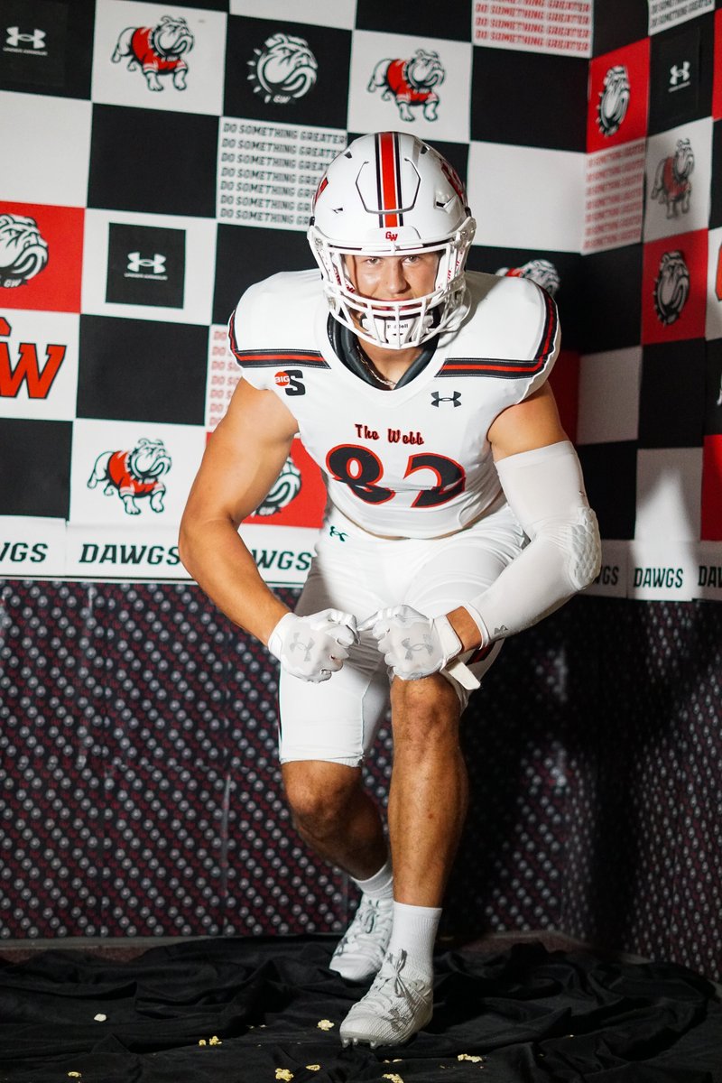 GWUFootball's tweet photo. FEEL THE BURNS

Jonathan Burns with a touchdown reception to increase the lead

🐾 'Dawgs 20 
🔥 Elon 10           

3Q - 8:57

📺 https://t.co/SnbraQ4ymP 
📈https://t.co/b7pFFDNeBr https://t.co/SjYolQ5t6g