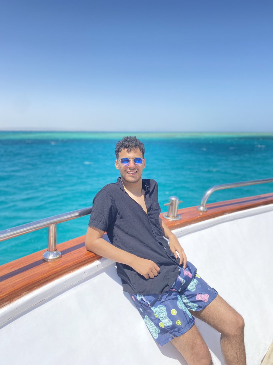WelOo26102000's tweet photo. 🌊🏖️ https://t.co/qcLUk6Zs8a