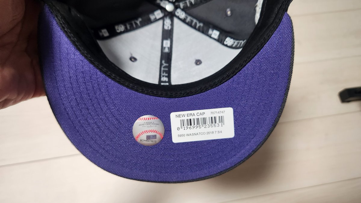 S.H ♡断捨離中です。他の方は購入できません。 買ったばかりのスマホの箱を断捨離しました | みずきさんのモノ