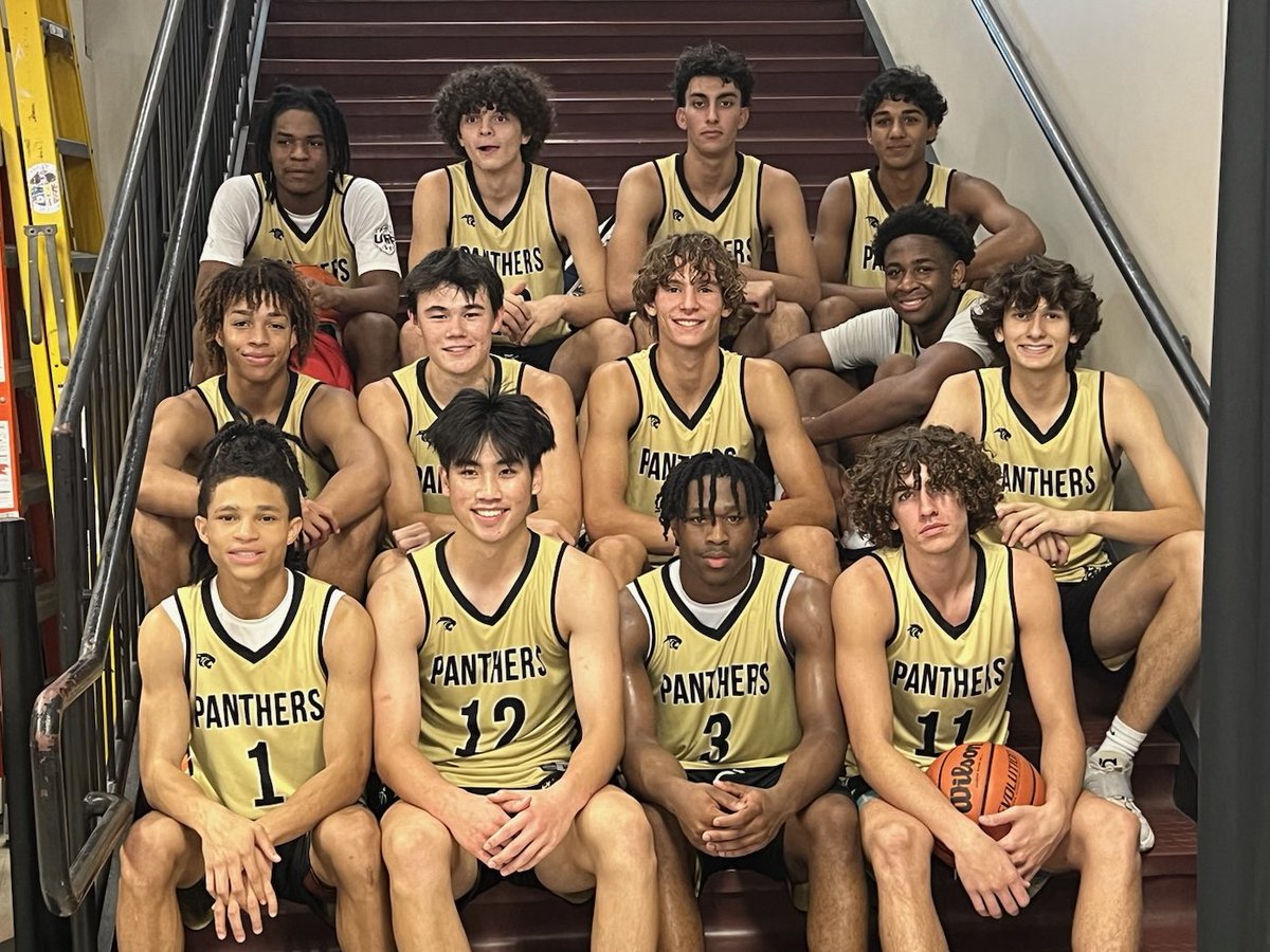 Ethan Moss tweet media