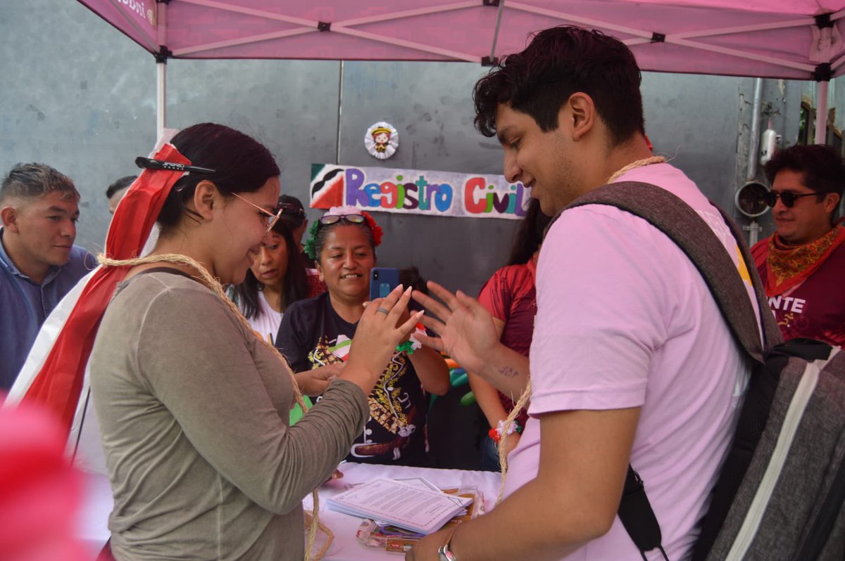 BaileCDMX's tweet photo. La energía ni se crea, ni se destruye, se bailaaa 🤭

El Centro Cultural José Martí, en la Alcaldía Cuauhtémoc, nos recibió para el Maratón de baile y kermés que inició en punto de las 15 horas. https://t.co/IOGnaBKcmG