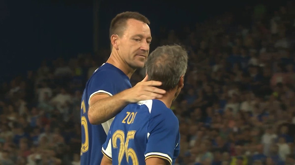 Cmdr_Cody17's tweet photo. If Chelsea fans needed a game to lift their spirits, then the #LegendsofEurope game was it. So great! #CFC๐ต #GianlucaVialli๐ https://t.co/IvVW9T0tQH