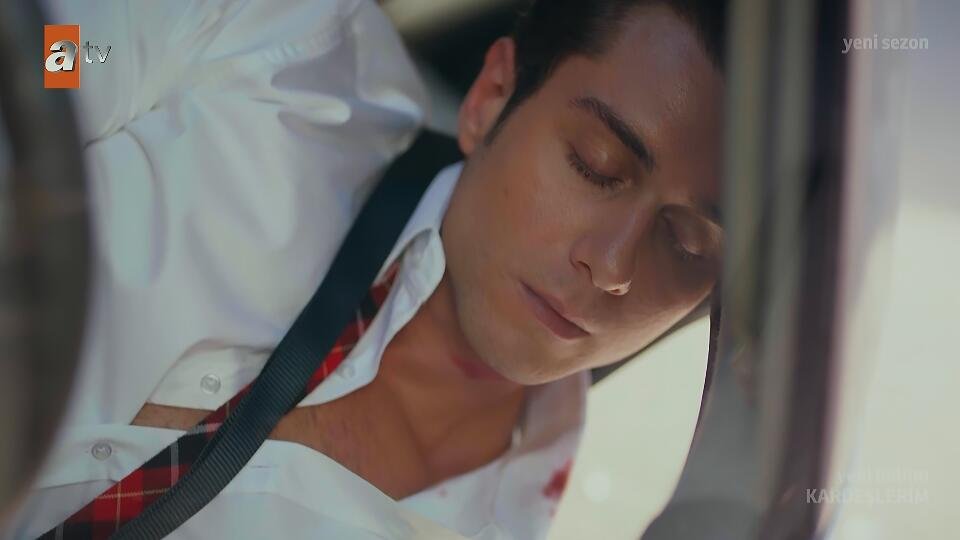 "İyi bir insan olmak istiyorum"
"İyi bir insan olmayı öğretip öyle ölmeme izin verdiğin için teşekkür ederim"
#asdor #Kardeslerim <a href="/onursyaran/">Onur Seyit Yaran</a>