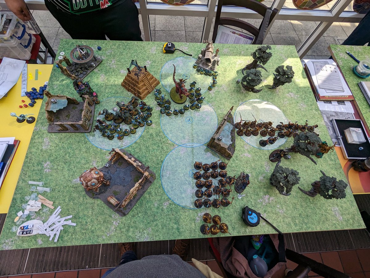 flyingfungi's tweet photo. Photos from latest tournament. Improved to 7/14. Went 2-1 and could have done better. Stormcast did well, the prep I'd done before made a big difference. I now have a tournament folder, I shall show photos of that in thread... https://t.co/MT0tibnLSi