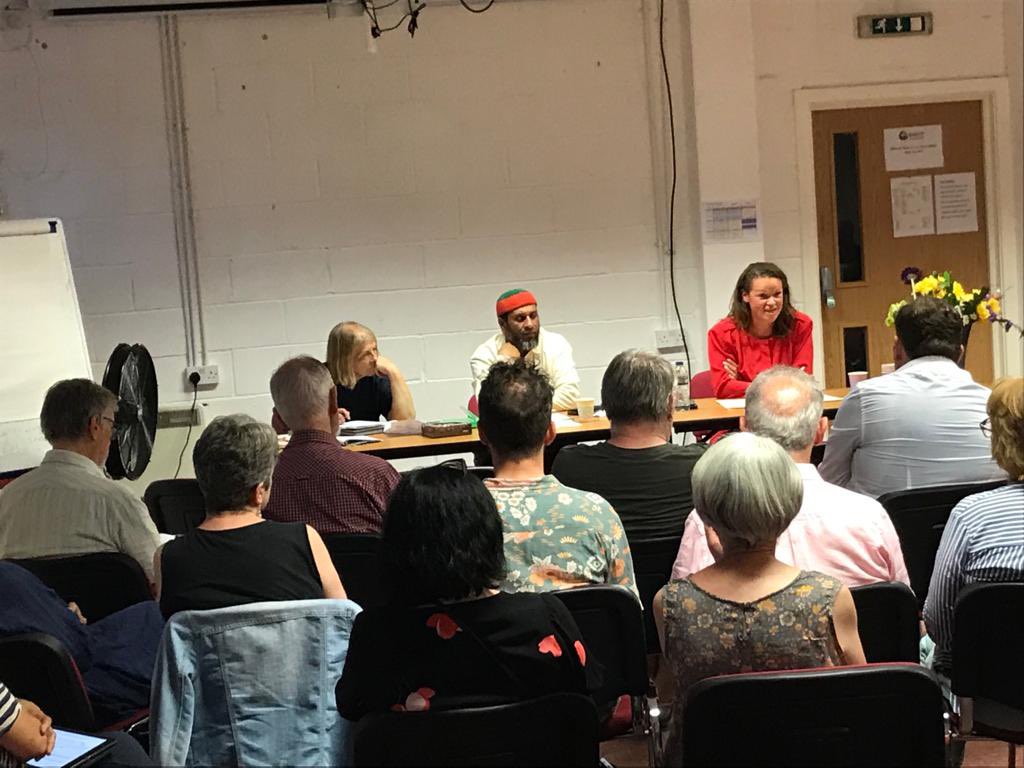 It was good to speak at @PavilionLabour’s CLP GC meeting last Wednesday. Lots of discussion about our first 100 day wins, our vision for #Brighton & our campaign to turn Brighton Pavilion red at the next General Election.

Members were full of purpose & good ideas! 🌹🌹🌹