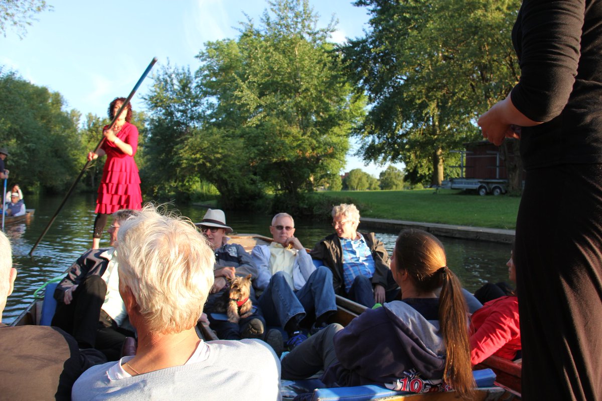 MikeWoodward1's tweet photo. This Sunday 5pm. @OperaAnywhere living up to its name.. #OperaOnPunts @Cherwell_Boat River Thames Oxford https://t.co/VvpOTM68mx
@martinhandleyr3 @BBCRadio3 https://t.co/npuqLlQOjh