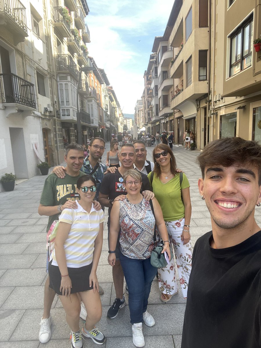spainopenbrass's tweet photo. Cómo nos gusta viajar y disfrutar en cada concierto! Este finde ha tocado en la ermita de La Antigua, cerrando así nuestra “gira” de este verano.
Nos vemos en el siguiente!😁😋

🥳🎺🎹🥁
.
.
.
#openbrass #spainopenbrass #brass #trumpet #trombone #drums #stomvi #upsound https://t.co/H7WVcW39Ka