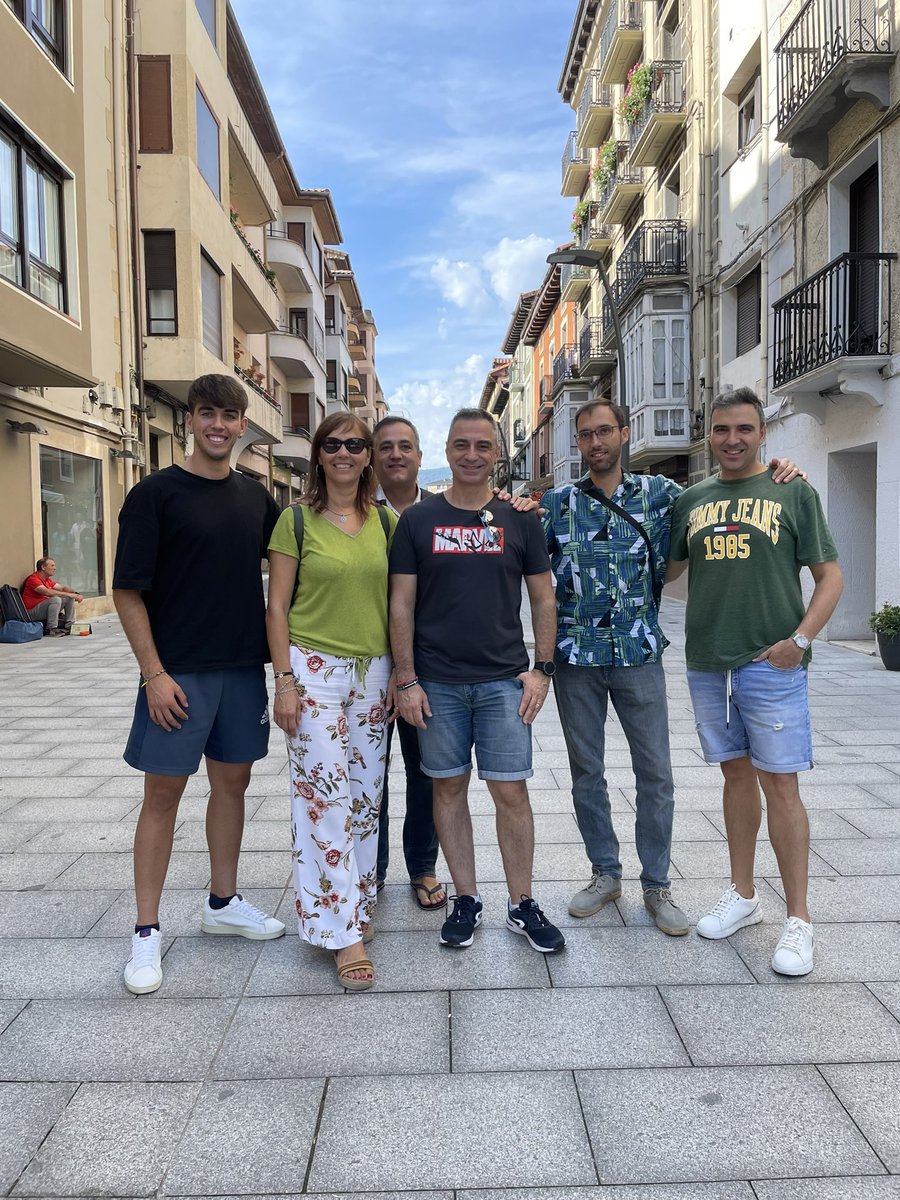 spainopenbrass's tweet photo. Cómo nos gusta viajar y disfrutar en cada concierto! Este finde ha tocado en la ermita de La Antigua, cerrando así nuestra “gira” de este verano.
Nos vemos en el siguiente!😁😋

🥳🎺🎹🥁
.
.
.
#openbrass #spainopenbrass #brass #trumpet #trombone #drums #stomvi #upsound https://t.co/H7WVcW39Ka