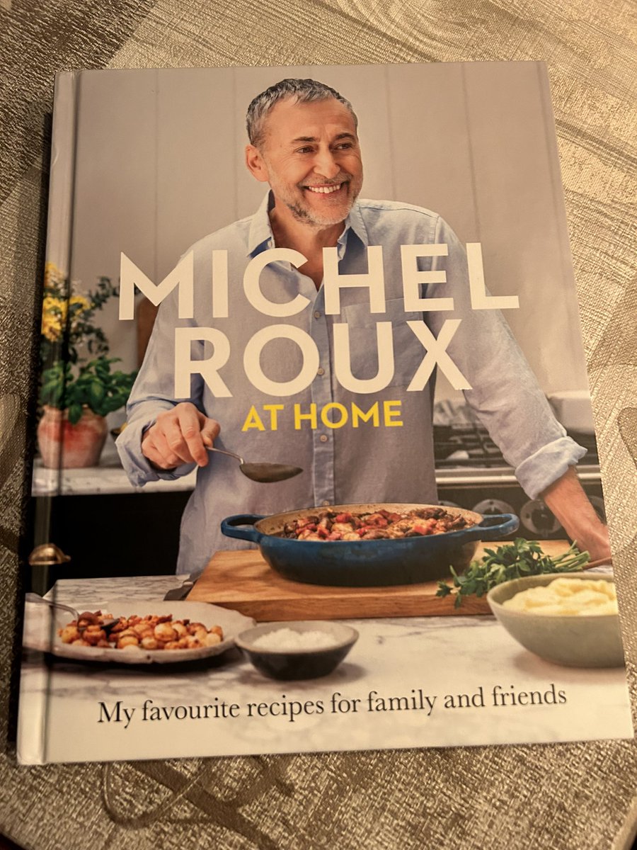 RobinMLindsay's tweet photo. Absolutely love #athome by @michelrouxjr - whilst this isn’t actually in the book, nothing better on a warm Saturday night than his Steak Hache recipe 😋 https://t.co/4GGSAEubB8