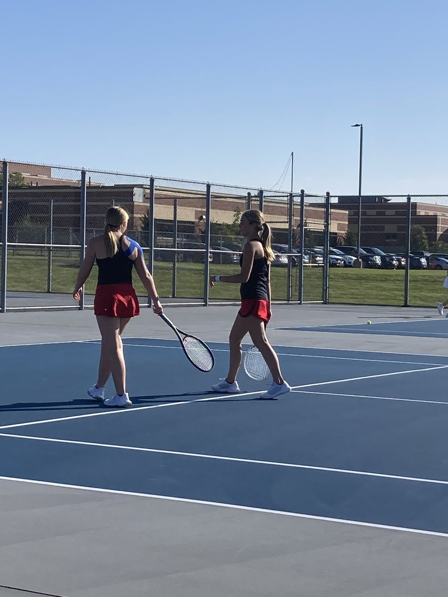 foxestennis's tweet photo. Don’t count yourself short when going up against other schools that are bigger than you &amp; really good. They are good but you know what YHS, your JV 🦊’s just finished 2nd in the Lockport Tourney today. Way to make today a great one girls! @YHSAthletics115 https://t.co/s4ktlnUuIX