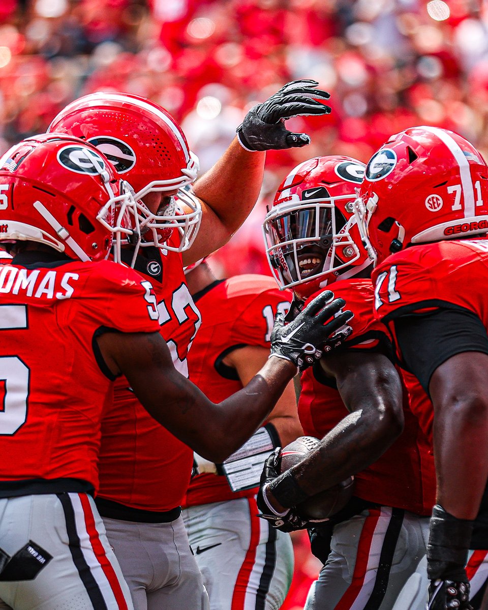 UGAAthletics's tweet photo. All Dawgs.

#GoDawgs https://t.co/IKjtrNEOvI