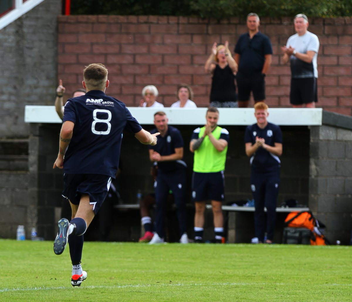 📷💪KENNY BARR <a href="/Kennybarr123/">Kenny Barr</a> scoring the winner in today's <a href="/OfficialWoSFL/">West of Scotland Football League 🏴󠁧󠁢󠁳󠁣󠁴󠁿</a> #premierdivision away day against <a href="/GlenaftonAJFC/">Glenafton Athletic</a> 

Thanks for having us and all the best for the rest of the season <a href="/GlenaftonAJFC/">Glenafton Athletic</a>