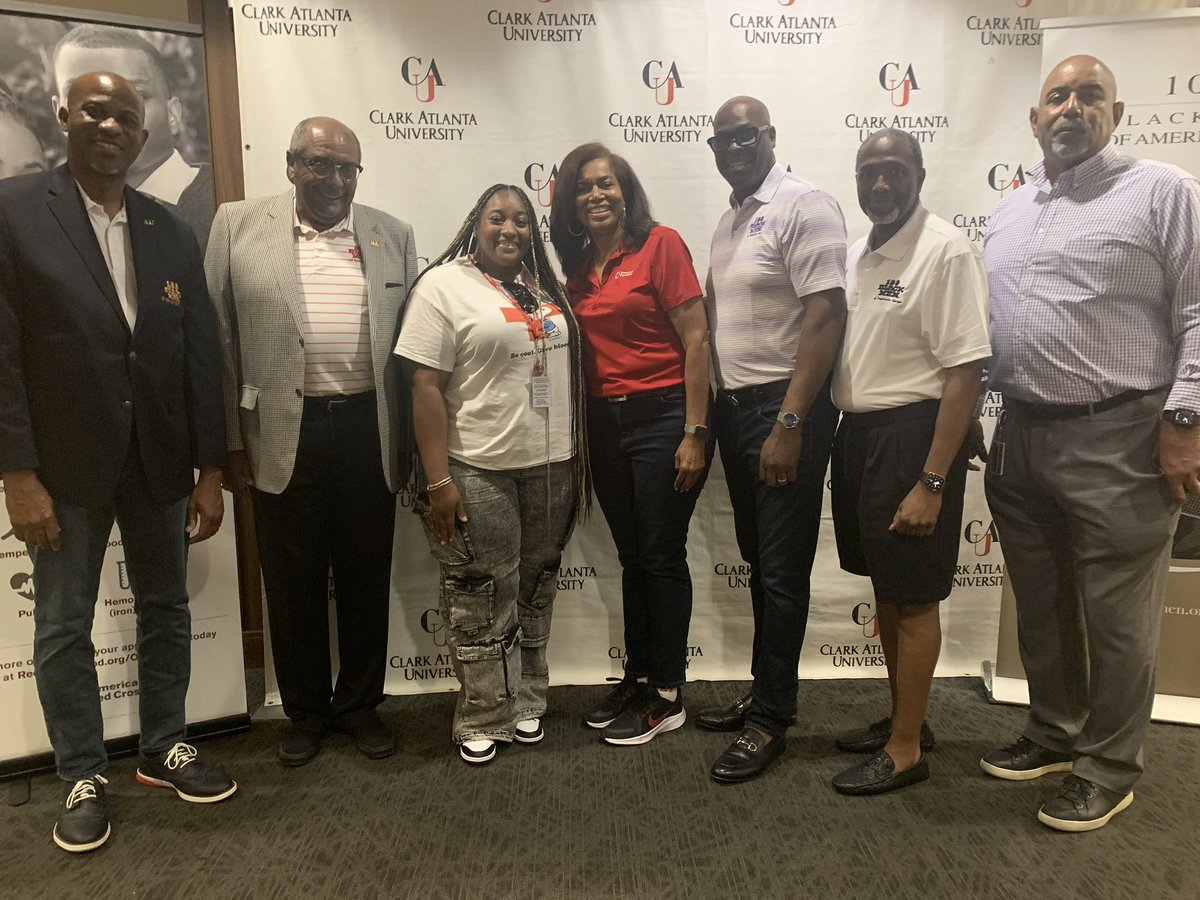 100BlackMen's tweet image. 100 for 1000 pints of Blood Drive was a huge success. Thank you to @CAU, @FVSU and the @GARedCross for a successful event! We have saved lives today with your support. #100BlackmenofAmerica #joinedbyblood #100BMOA #Forwardfocus