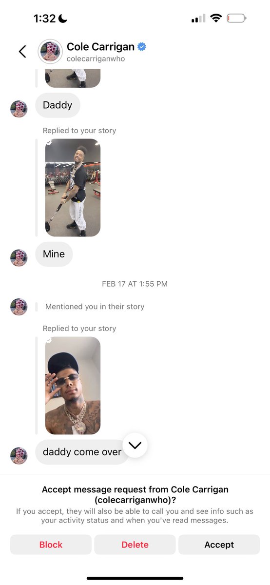 bluefacebleedem's tweet photo. Get off my D bro females only…you have no messages from me https://t.co/OpIMu3KmxM