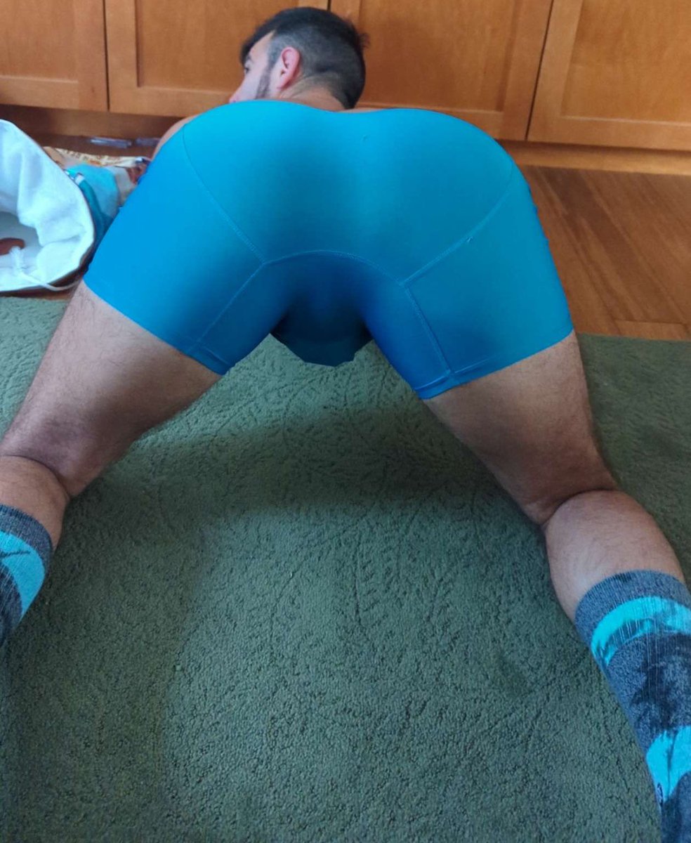 SweatyJock13 tweet media