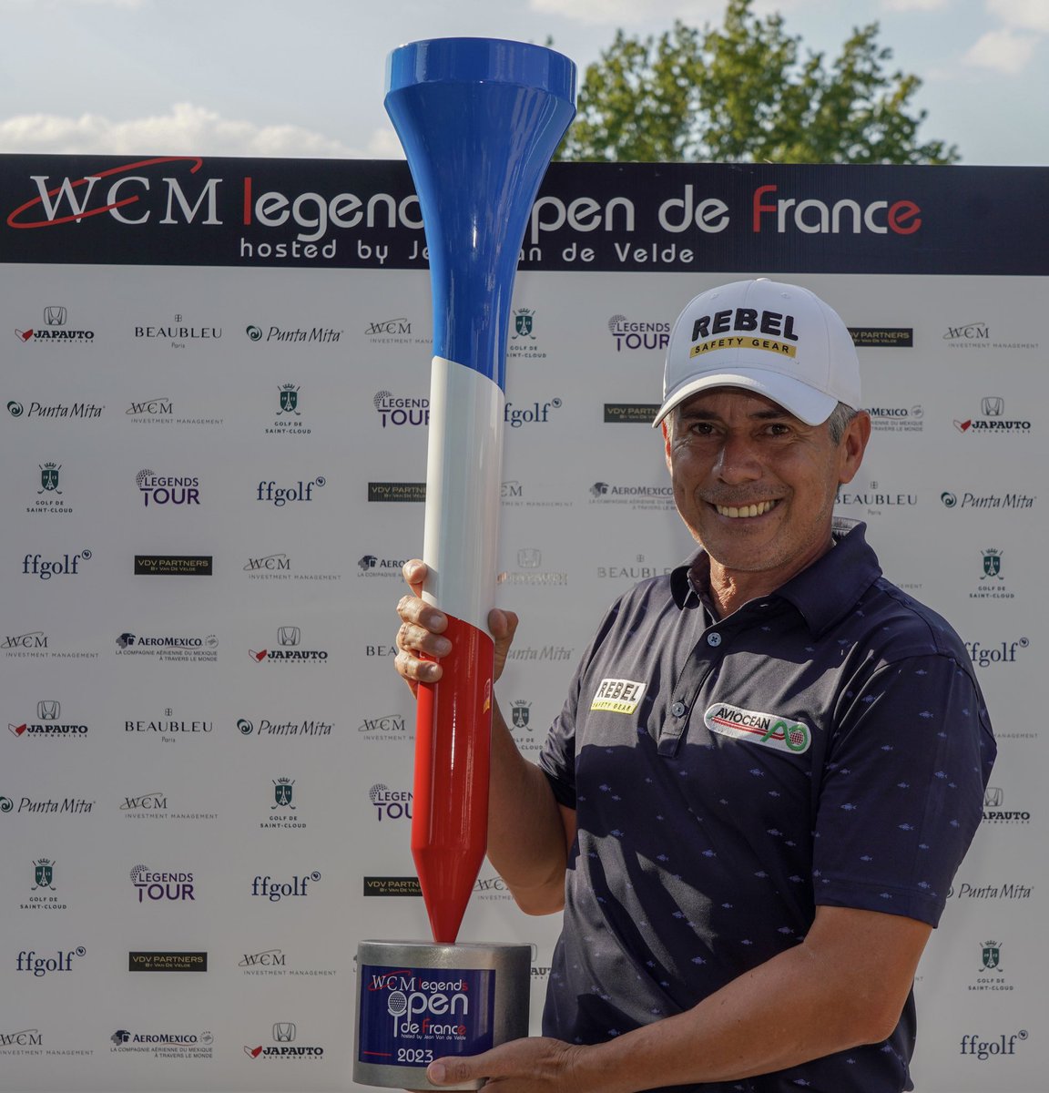 ryanhowsam's tweet image. Congratulations Adilson da Silva on your third win of the @eulegendstour 2023 season! Another fantastic performance at the WCM Legends Open de France. #winningmindset #mcbroadtomauritius #eulegendstour