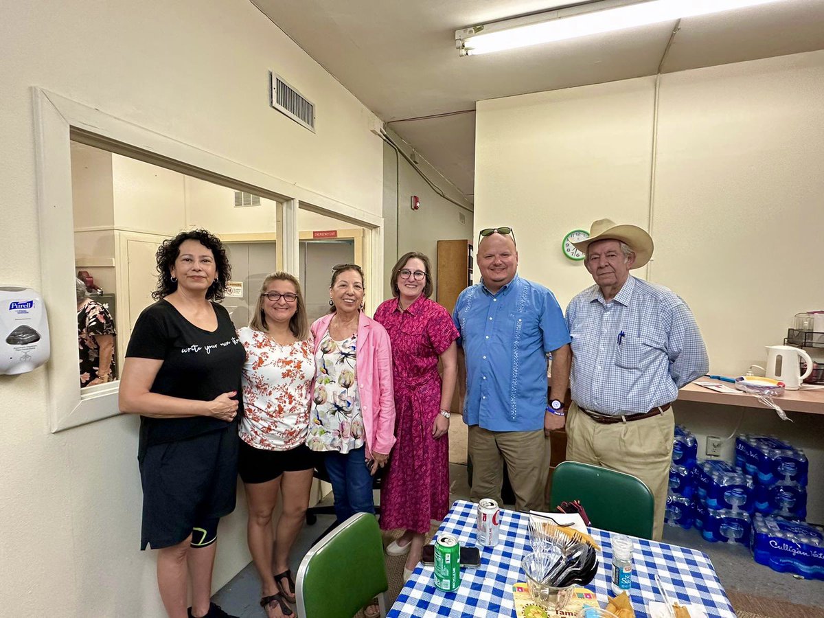 The best way to enjoy tamales is with great company! 💛🫔 What a fantastic start to Hispanic Heritage Month at the Tamalada Festival, thanks to @JavelinaNation. Being surrounded by mi gente makes these flavors even more special. ❤️❤️ #TamaladaFestival #SD27