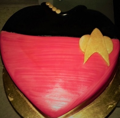 die beste Geburtstagstorte, die ich je bekommen hab.
Star Trek &amp; Kuchen= beste Kombi <3
#StarTrekDay 

#DS9
#TNG 
#Voyager