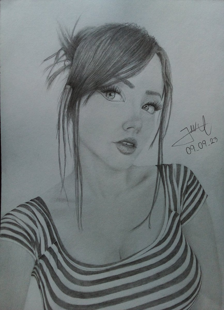 JoseArt1407's tweet photo. 🔷 Dibujando Streamers ✍️:
Dibujito nuevo de esta bellísima persona la cual empecé a seguir este año viendo sus videos de reaccionando a memes ramdon y de tiktok. Mucho éxito y cariño para ti @ItsMidnaa ✨😽☺️
.
.
.
.
.
#drawing #draw #dibujos #realismo #streamers #itsmidna https://t.co/xsRrinsIZh