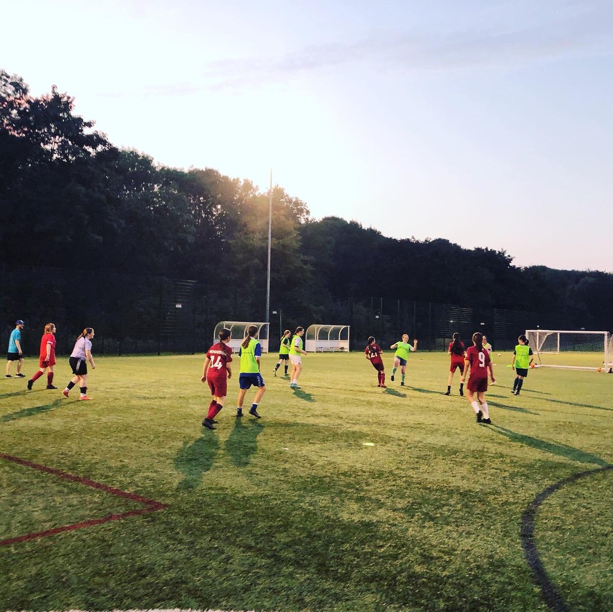 Midweek training under the flood lights!! Feels like football is back!! Let’s go TIGERS 23/24⚽️🐯