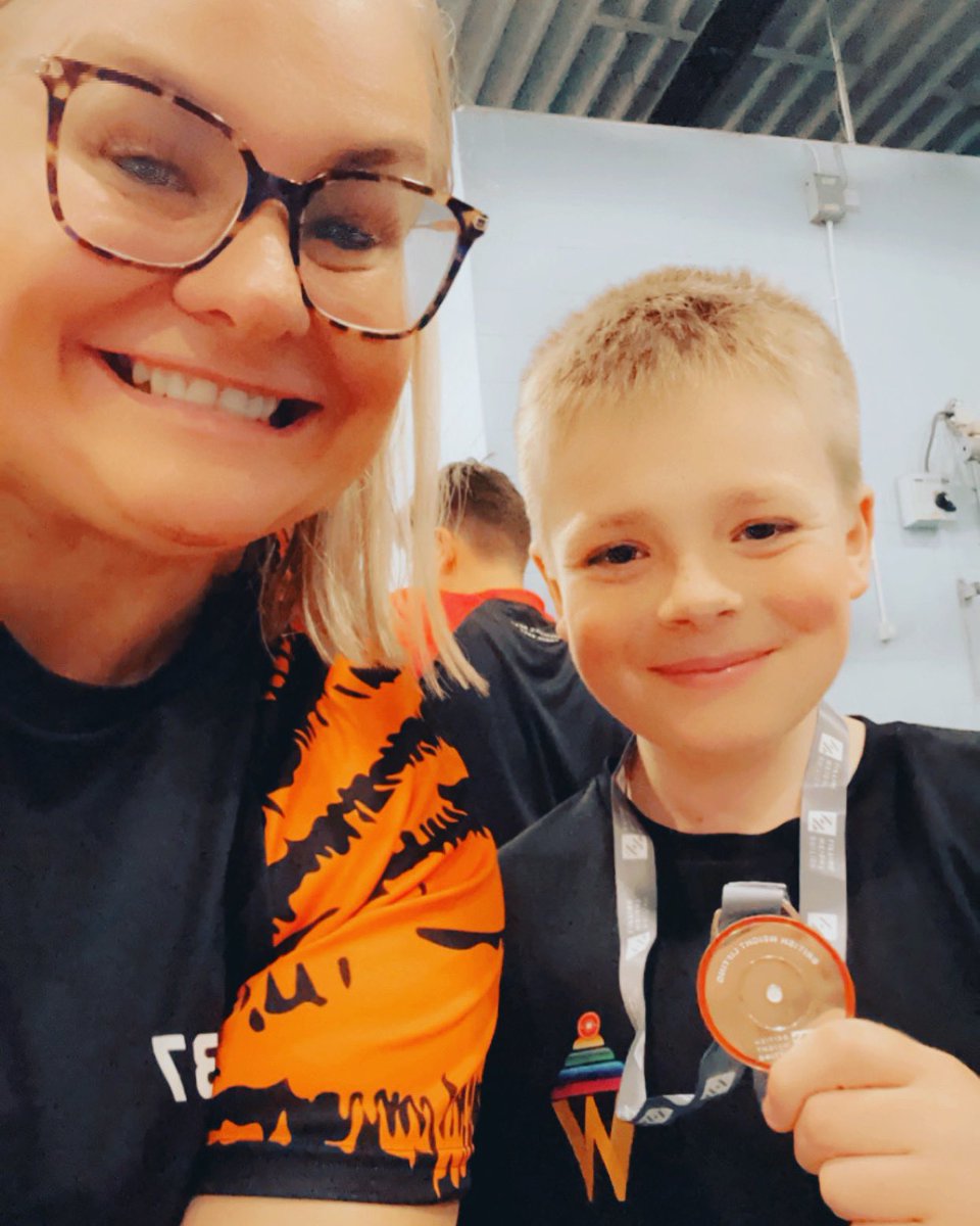 Weights & Cakes CIC tweet media