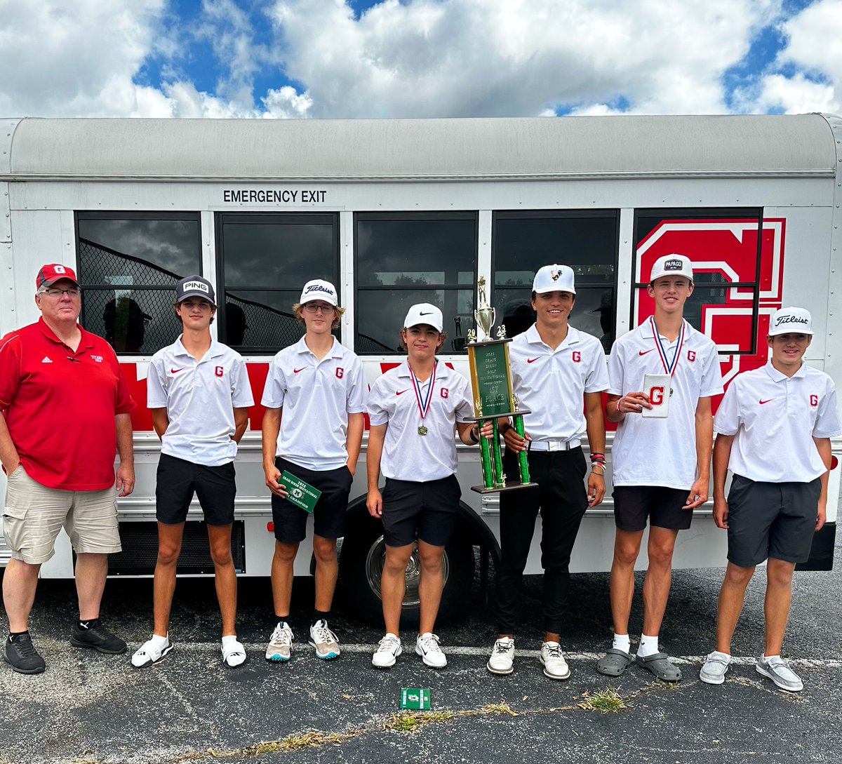 GTBoysGolf's tweet photo. The Titans win the Mattoon Craig Dixon Invitational! 🏆🙌🏼

30 teams competed over 36 holes and Glenwood came out on top with a solid team score of 605! ⛳️🏌🏼‍♂️💪🏼🥇
@BCSD5_Athletics @ChathamClarion @Channel1450com @SJRsports @BCSD5_GHS @ciajg https://t.co/l0YpPK2n18