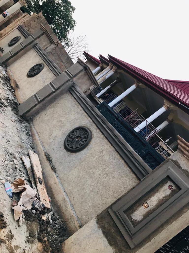 HermsDe's tweet photo. @thenanaaba @NAkufoAddo Contact 0549480363 for nice and affordable designs on your building…. @thenanaaba please help me patronize my brother’s work he’s the one taking care of me literally 🥲. Thank you https://t.co/XS1SXXc0XI