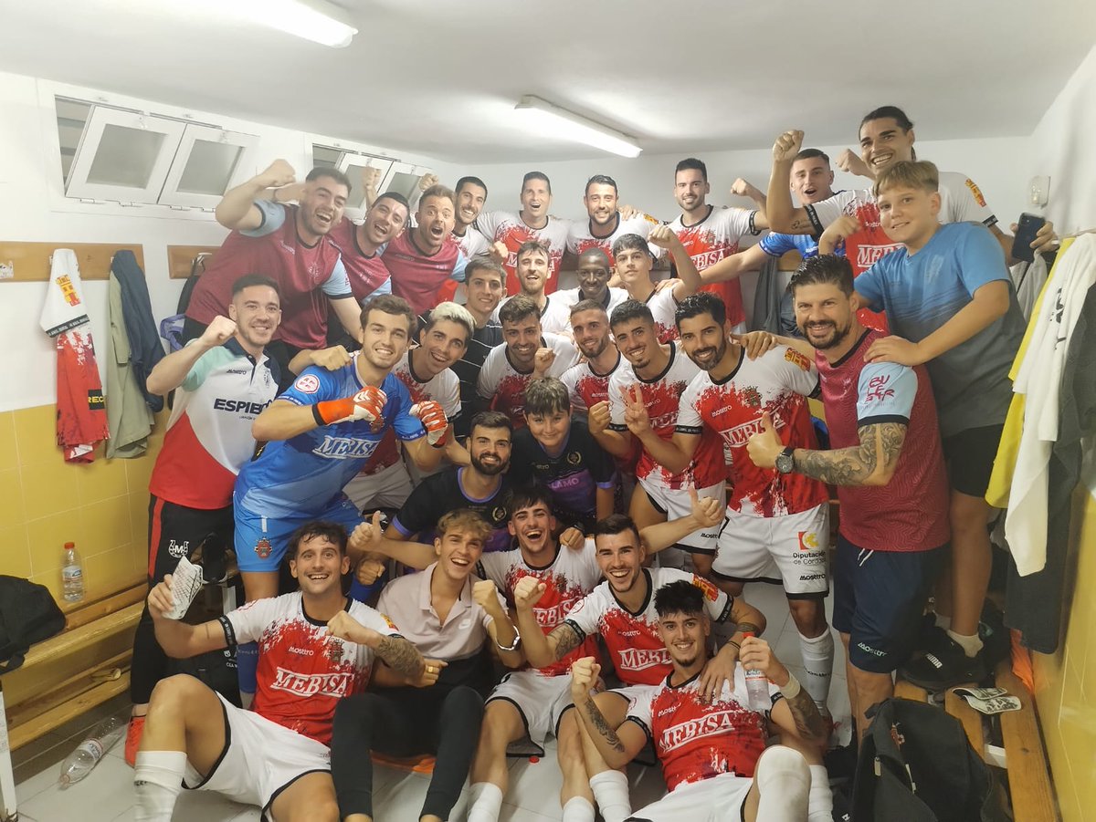 AtcoEspeleno's tweet photo. 📸❤️🤍⚽➕3️⃣ https://t.co/mwoFRULjxZ