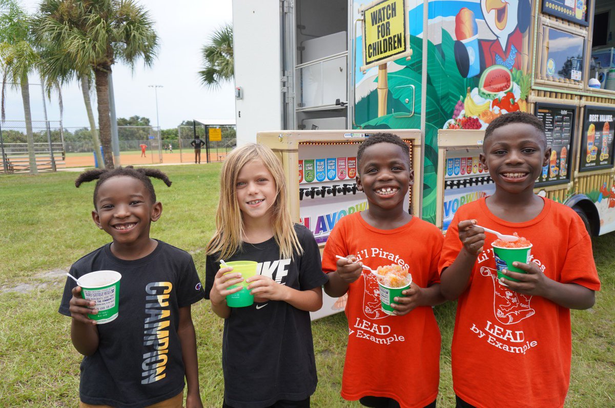 Lots of Li'l Pirate families stopped by Knecht Park to enjoy Kona Ice in support of our PBIS program. Thanks to Kona Ice of South Palm Bay for providing this gathering occasion for our Li'l Pirate community! #LilPirateProud #PBEFamilyEngagement