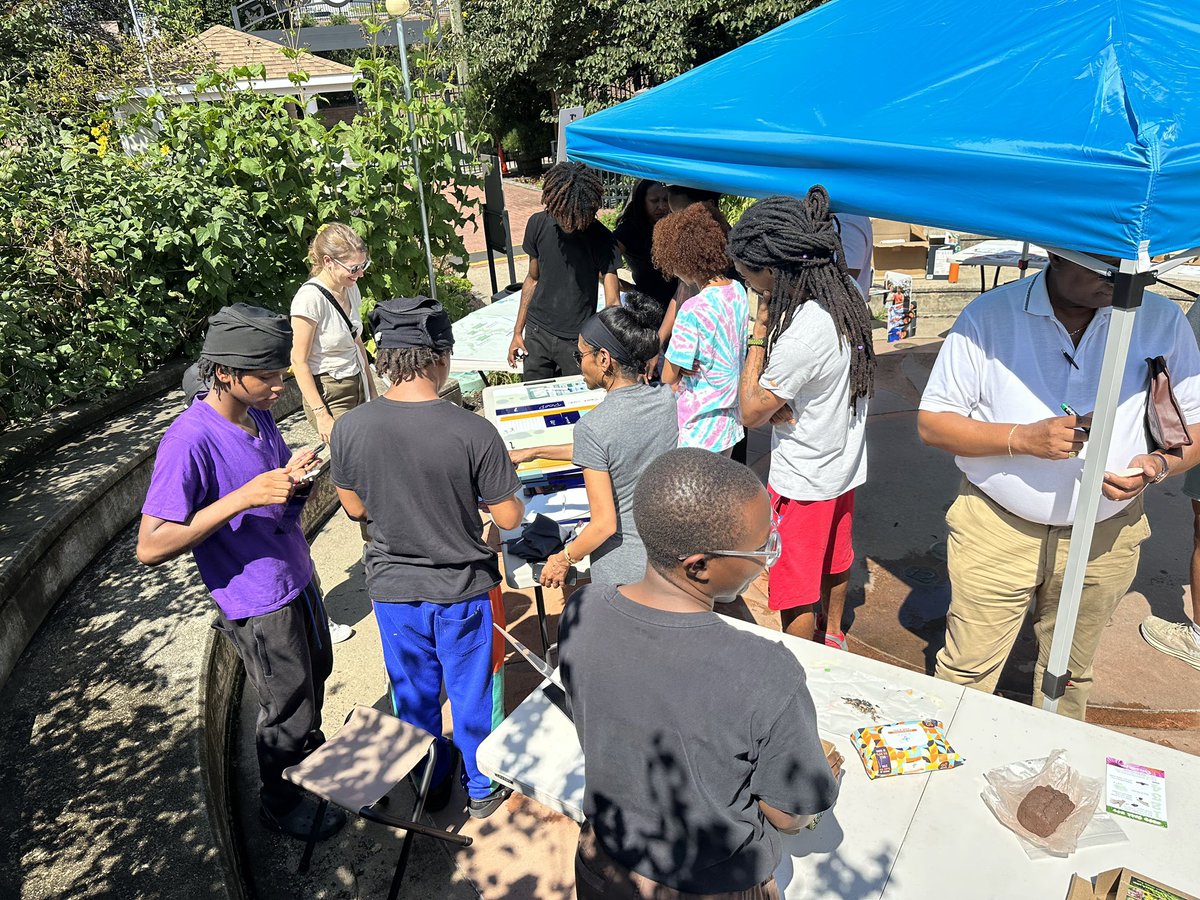 hivepublicspace's tweet photo. The Greater Newark Conservancy was the perfect location for our Youth Visioning Session for The Greenway. Local youth and our friends from @inc_operation came together for a fantastic time. 🌱 https://t.co/OZCzkLlU3D