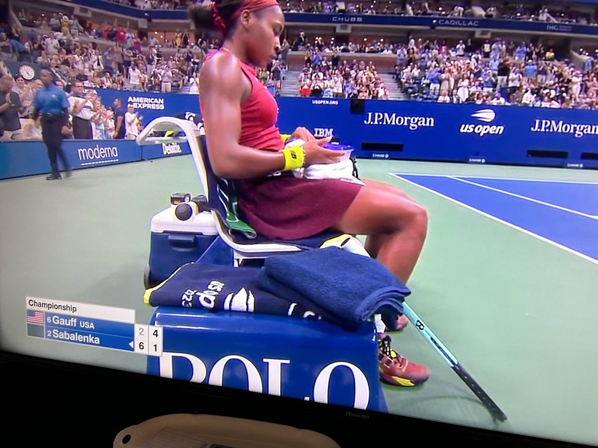 How has some company, like @gladproducts not sponsored Coco yet?!  She has the containers on court all the time.