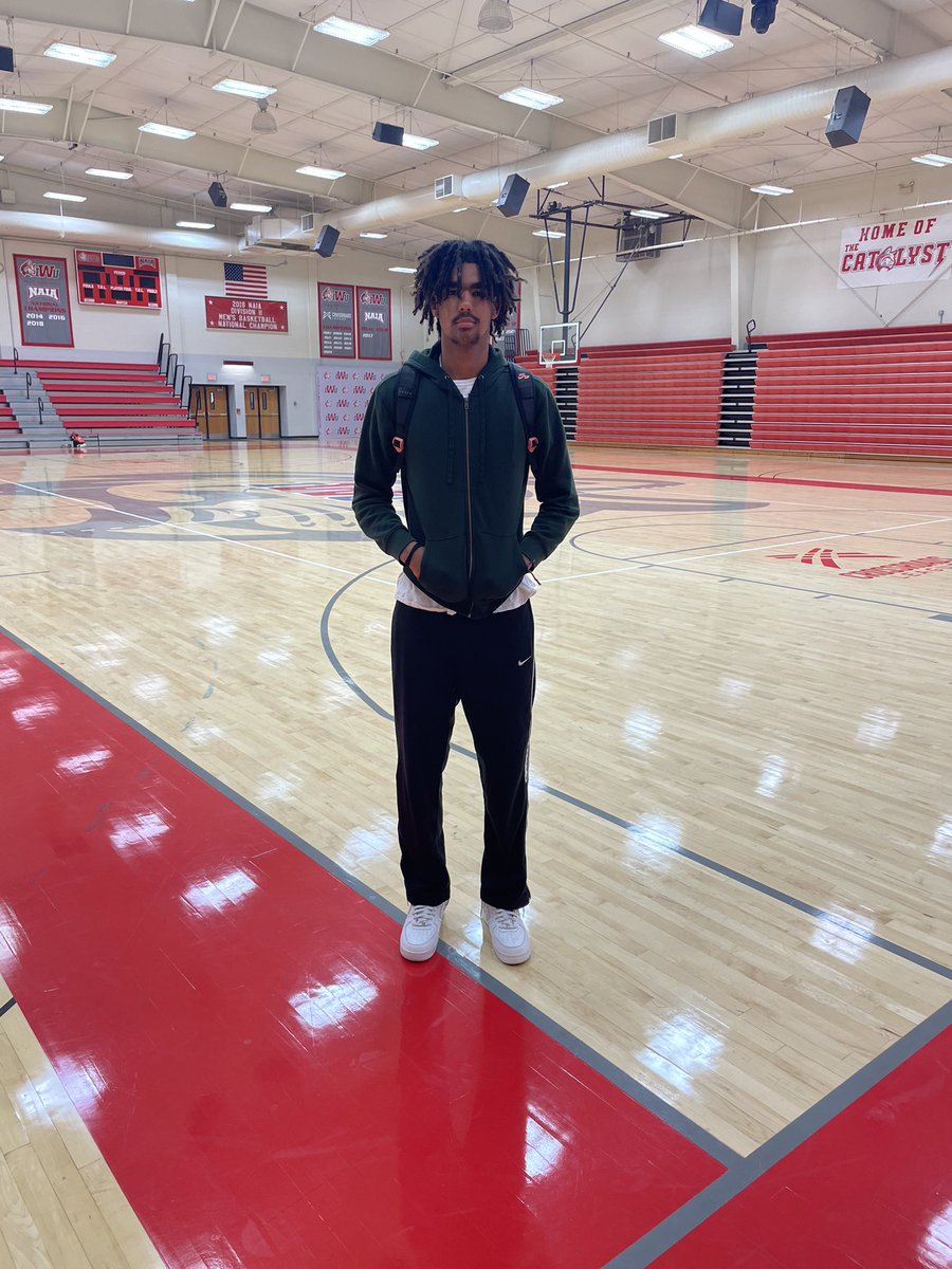 Jaelyn24Johnson's tweet photo. Huge thanks to @IWUHoops  and Coach Tonagel and staff for the opportunity to hoop with the guys. I really appreciate it and best of luck to the team this up coming season!! https://t.co/OjxZnRC7DK