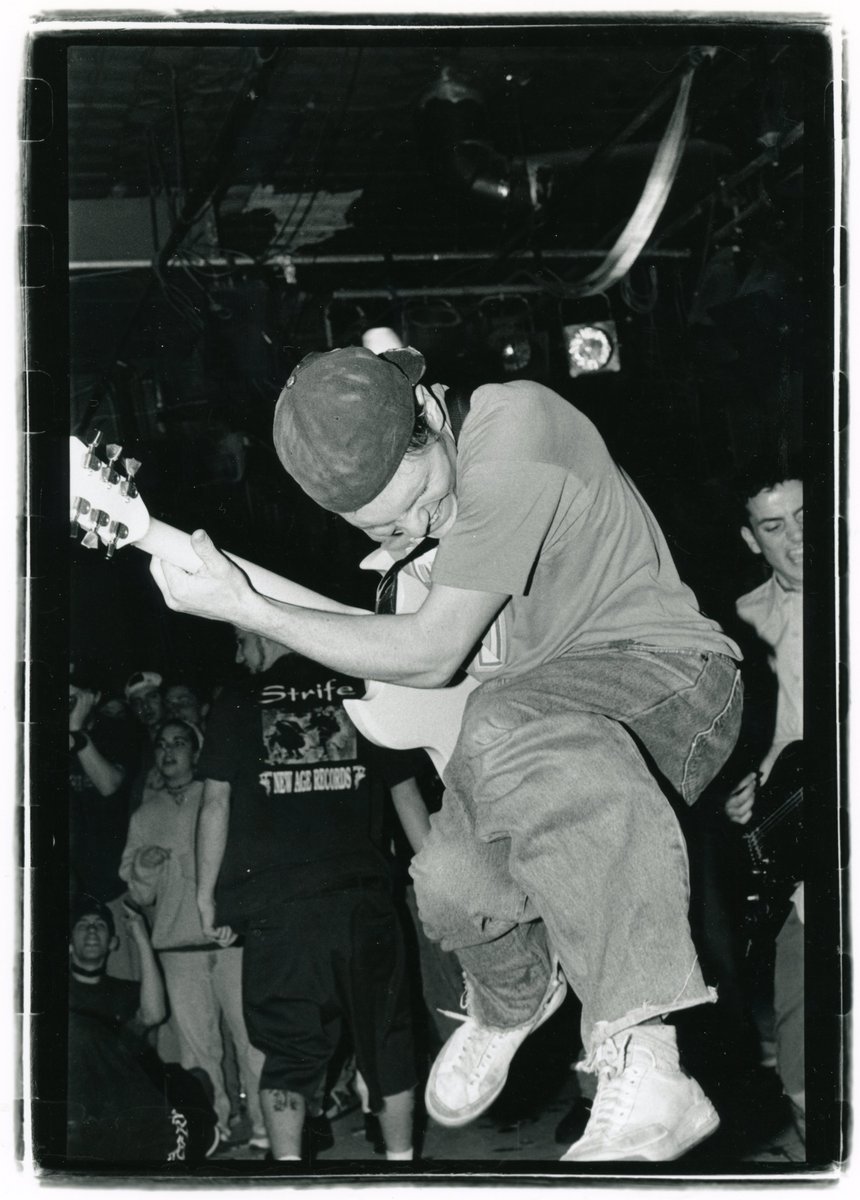 forgerelli's tweet image. 94/95. #Snapcase Northeast. Uncropped film photo.

#hardcorepunk #punkrock #punk #punkhardcore #filmphotography #35mm #35mmfilm #punkphoto #punkphotographer #filmphoto #punkphotography #filmphotographer #film #filmphoto #photooftheday #photography #photographer #photo #photos