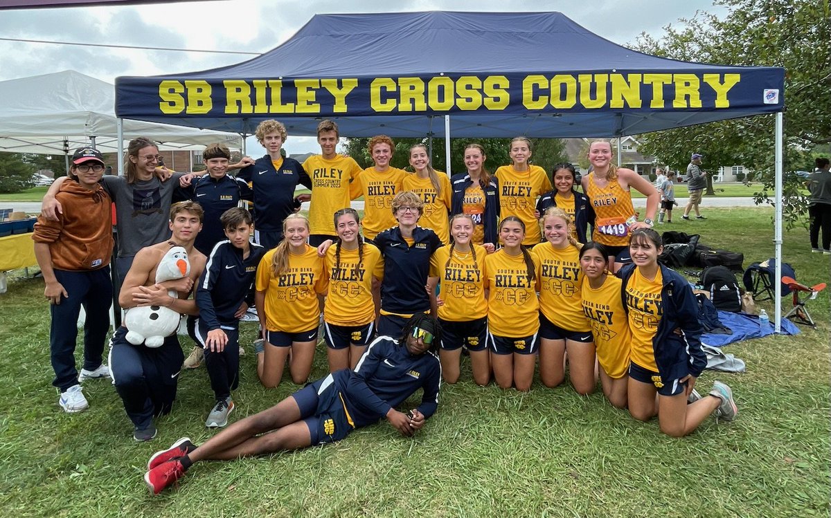 RileyDistance tweet media