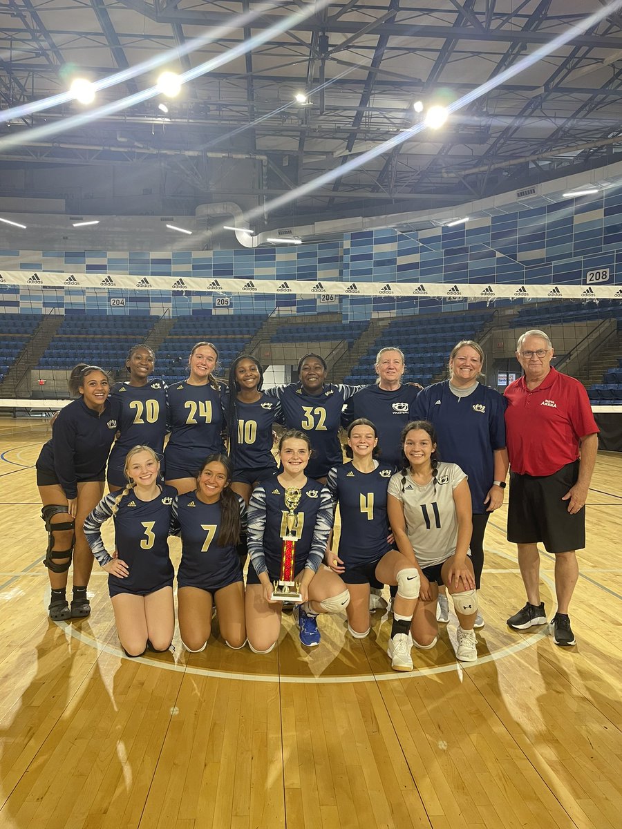 WCHS_VB's tweet photo. The Varsity team had a a fantastic day at the 1st Annual Hy-Vee Arena volleyball tournament. 1st place in the Silver Bracket 🏐🐻💙💛🏆 https://t.co/2iJpKng0kb