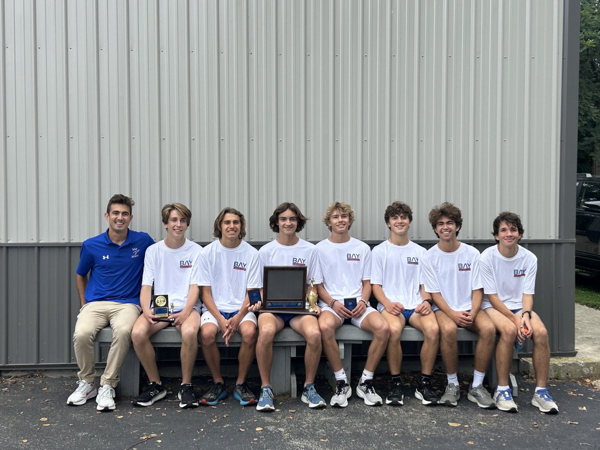 BayAthletics's tweet photo. Congratulations to Boys Cross Country for winning the Tiffin Carnival Invitational in a dominating fashion. 4 of Bay’s top 5 runners ran under 17 minutes with Michael Hanselman breaking 16 minutes. https://t.co/k4s27SprvI
