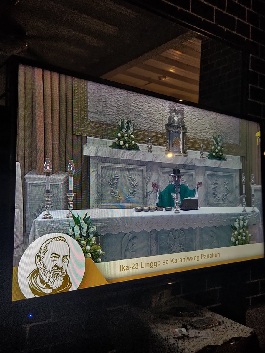 BlakeyTuta's tweet photo. Good morning everyone. Virtual mass na lng muna. ❤️
#SundayMass #VirtualMass https://t.co/AqmNcVISxW
