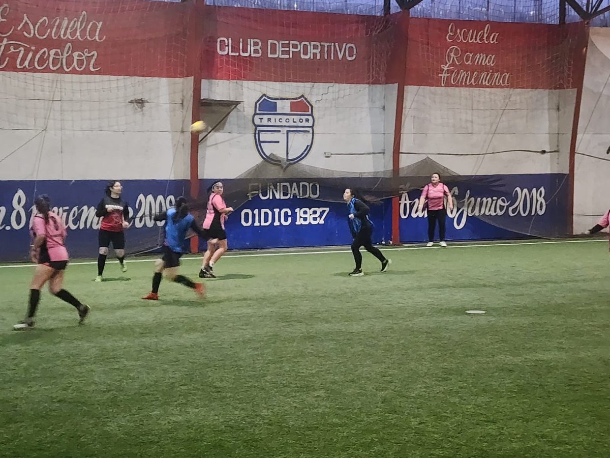 Carlitar1991's tweet photo. Dale zoom ... pa' que veas mi perfil futbolistico 😁🤣🤟 https://t.co/QZ1ARDBqX6