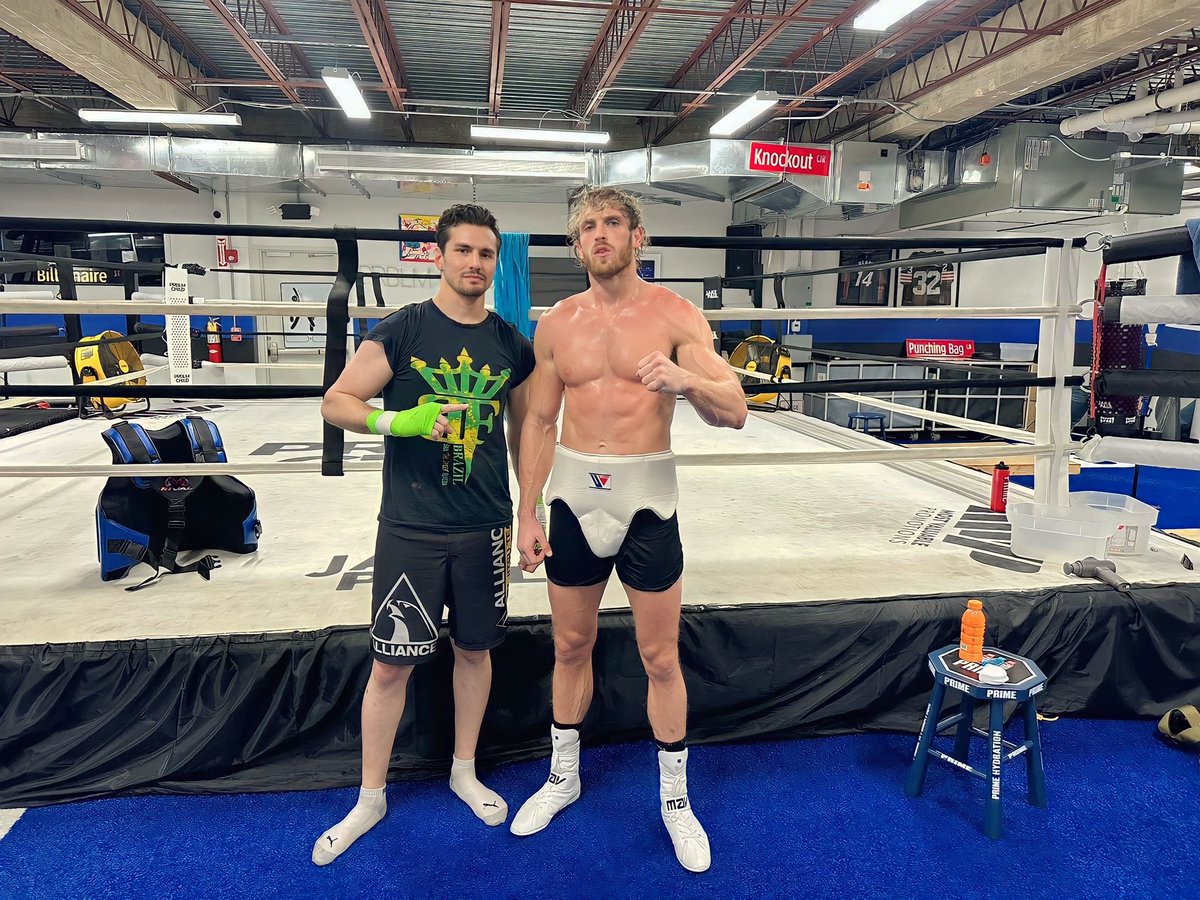 SaulAlmeida's tweet photo. We putting in work here in PR 🇵🇷💪🏼🥊
#LoganPaul #PaulDanis #Oct14th #ManchesterEngland #Boxing https://t.co/rr6sV4H2Gp