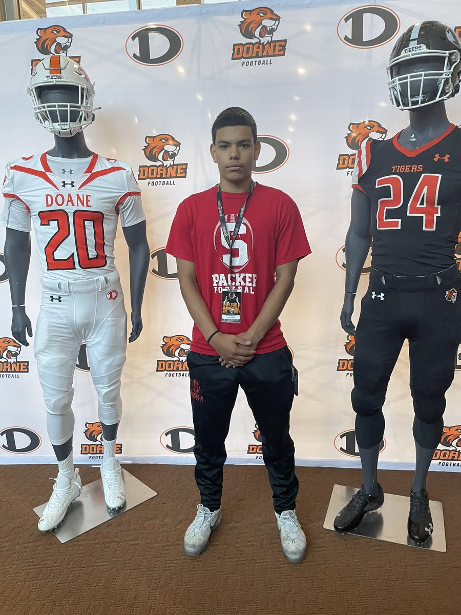 Thank you for a great game day experience <a href="/DoaneFootball/">DoaneFootball</a> Can’t wait for my official visit! <a href="/BesslerChris/">Chris Bessler</a> <a href="/CoachSHenry16/">Shawn Henry</a> <a href="/Coach_MDixon/">Michael Dixon</a>