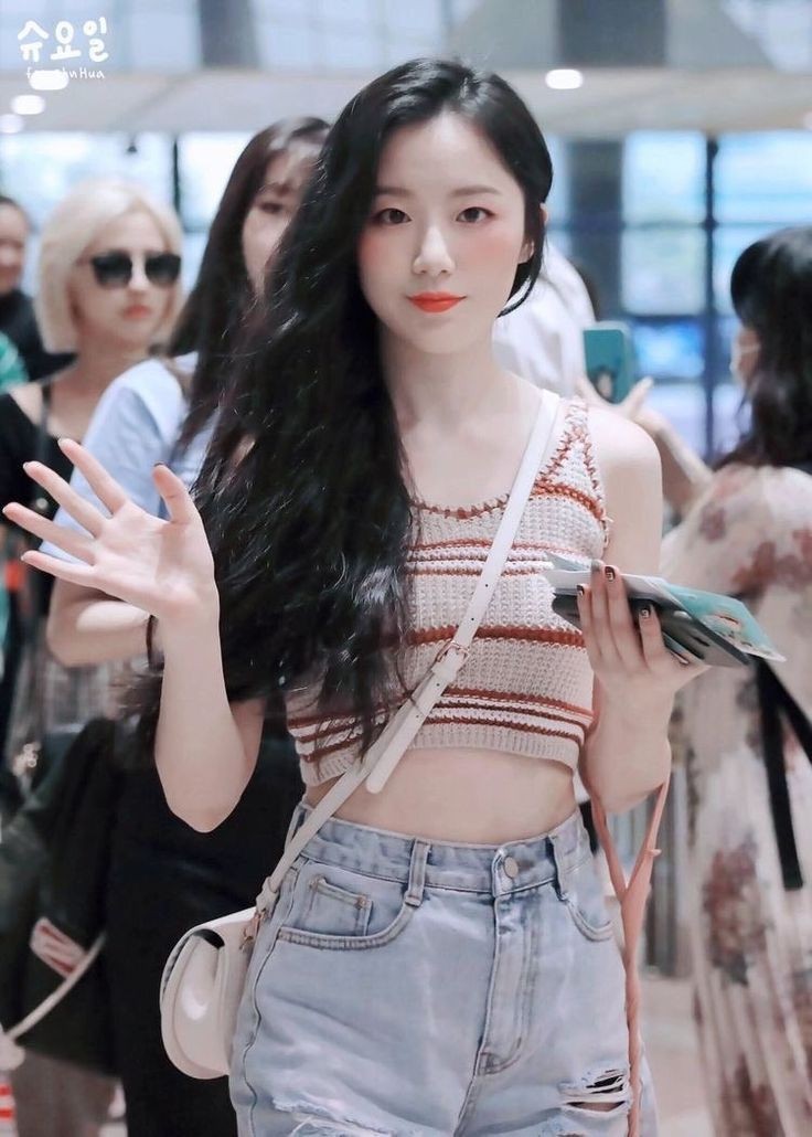 Sydenita_'s tweet photo. ⠀
⠀=͟͟͞⠀ [ 📷 ⨾ syden's 𝐈𝐧𝐬𝐭𝐚𝐠𝐫𝐚𝐦 𝐮𝐩𝐝𝐚𝐭𝐞. ]

ᥫ᭡ ⸼࣪⸳  Vámonos de viaje con mis amiguitos de Cinema. 
Ando en ropa comodita para estar al 100 con la naturaleza. Espero que no se me haya quedado nada. 🔥

 @CinemaActs ✧ #CampCinéfilos ✧ #ACT02 ✧ https://t.co/zx4rgMRdhQ