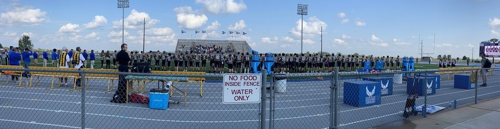 LET’S GO EAGLES! It’s a great night for some football 🏈