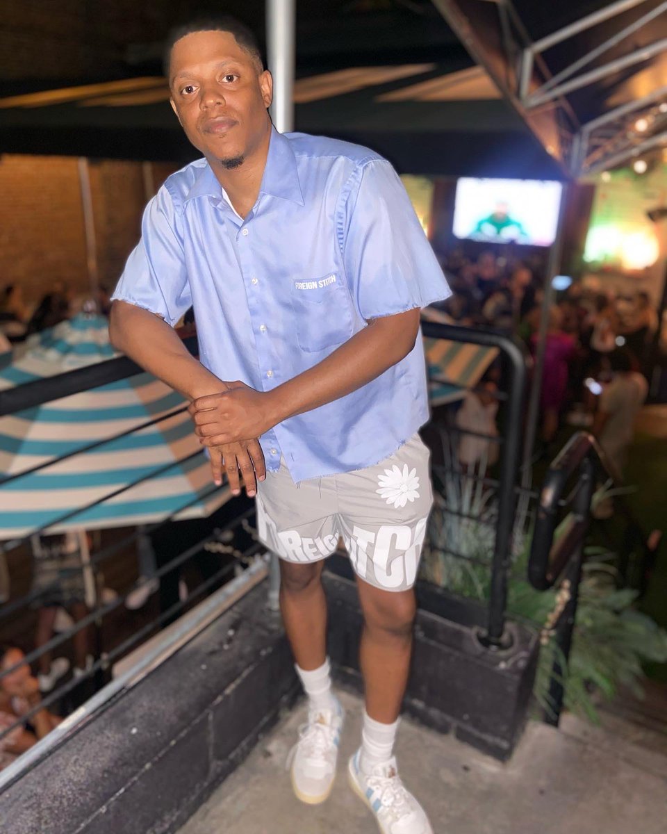 drethegeneral's tweet photo. Be careful when you share your vision with the blind 👨🏾‍🦯
#anighttoremember https://t.co/DzyFpYAxAa