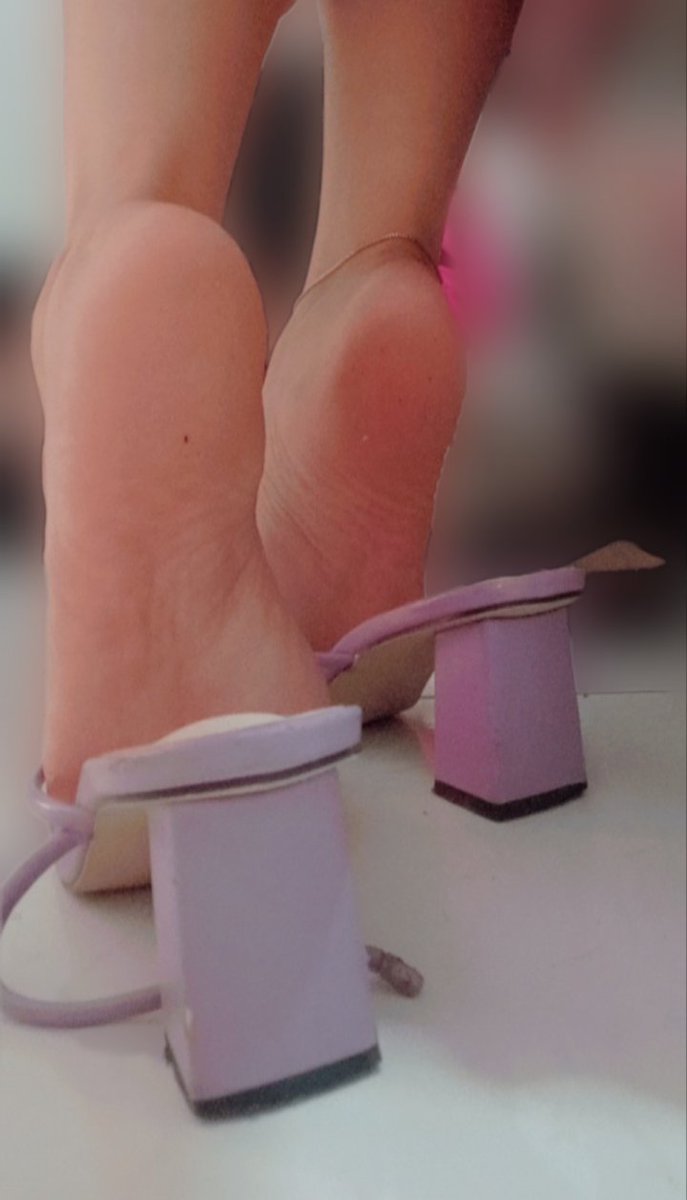 aitanasch99's tweet photo. Sígueme tengo contenido exclusivo para tí
👇🏻👇🏻👇🏻https://t.co/9vtxCod3vO
#feetcontent #feetfethish #feet https://t.co/zxbKrDi6Cy