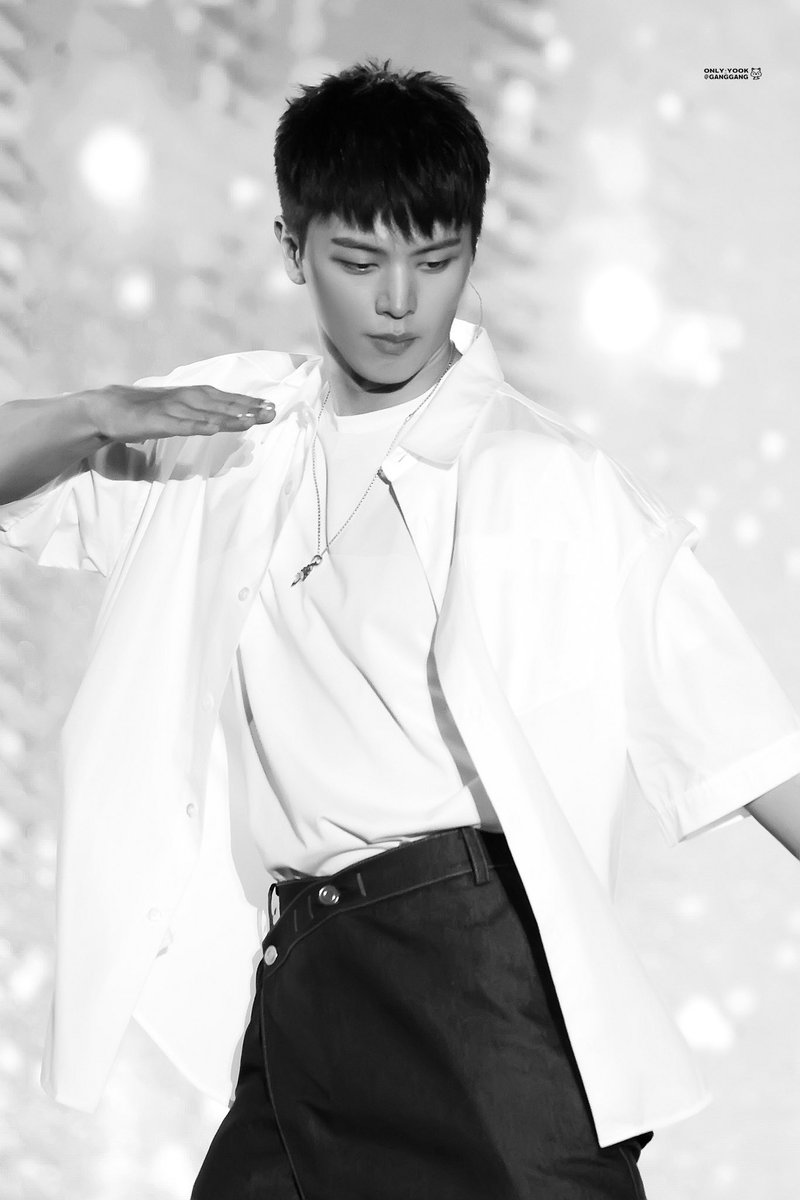dailysungjae6's tweet photo. 💙
#BTOB #SUNGJAE𓆟 
#육성재 @BTOB_6SJ  
@OFFICIALBTOB https://t.co/cRtXrFhQhg