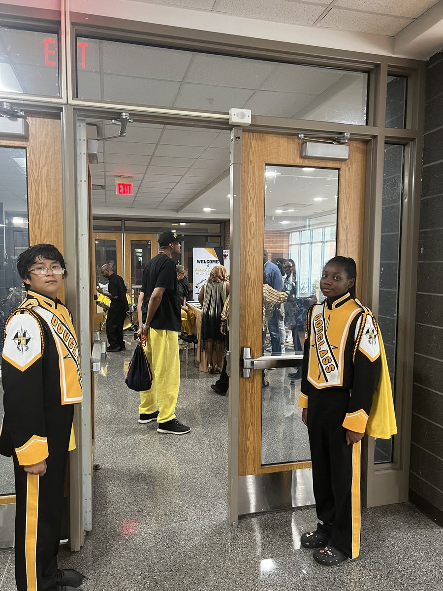 Douglass Marching Astro Bands tweet media