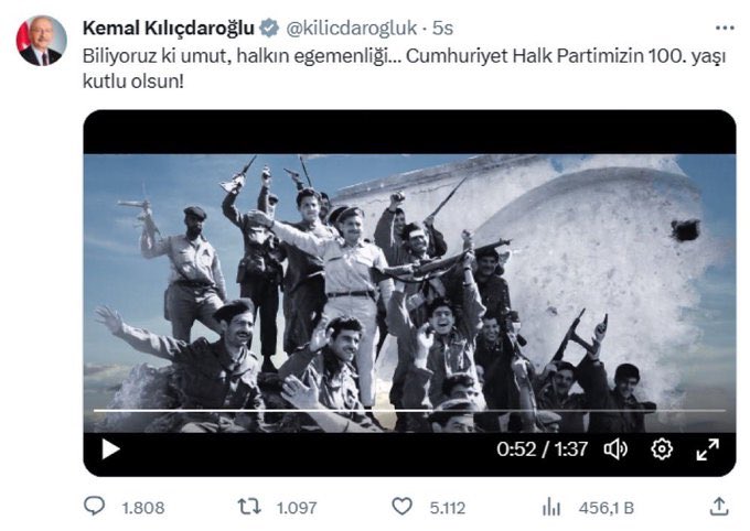 CHP’den skandal paylaşım. ▪️CHP'nin hazırladığı ve Kılıçdaroğlu'nun twitter hesabından paylaşılan 100. yıl videosunda, Kıbrıs'taki Türk mücahitler diye o dönem Türk bayrağını ele geçiren EOKA'cıların fotoğrafı kullanıldı. ▪️Fotoğrafta, 23 Nisan 1964'te EOKA'lı teröristlerin