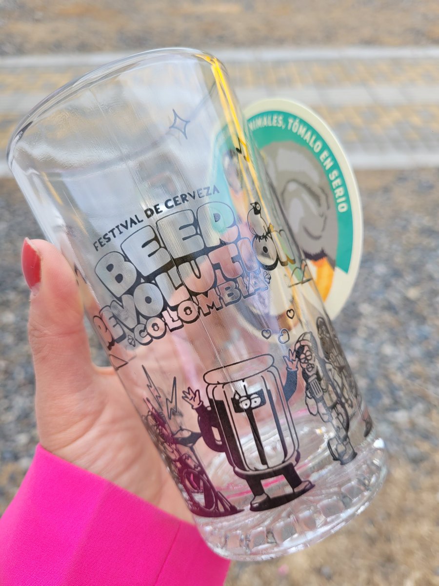 Si me ven por el <a href="/BeerRevolutionC/">Beer Revolution Colombia</a> me  saludan y recargan el vasito. 🍺