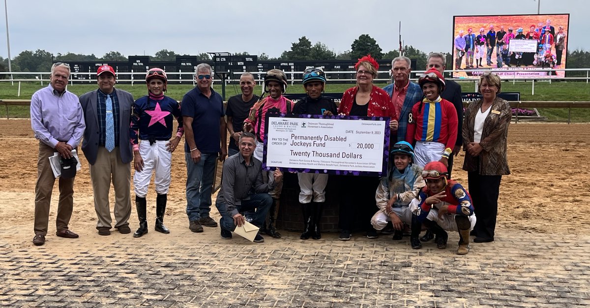 No better day for @DelParkRacing, @dtha_bessie and DelPark jockeys to show appreciation to the @PDJF - Owners Day showcasing the best of the best in Delaware racing. The @DelParkRacing family donated $20,000 plus proceeds collected from table in Grove today.