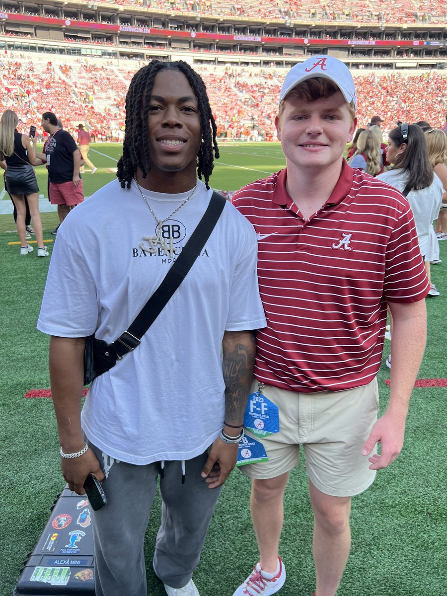 GregRoss2One's tweet image. Roll Tide!!!